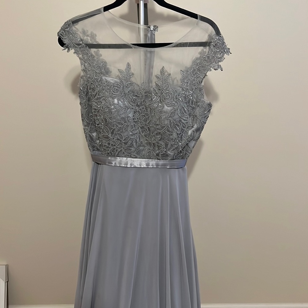 Beautiful Elegant Dress!
